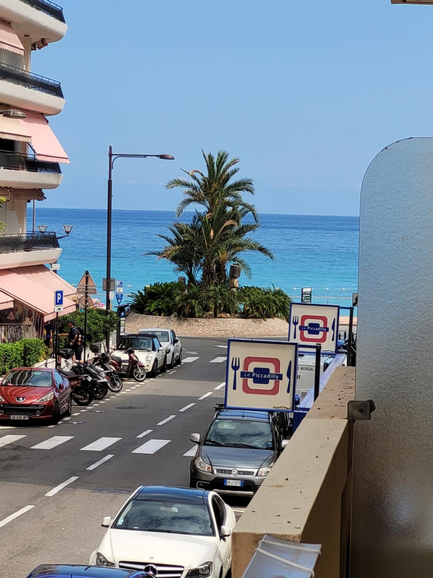 Studio Entre Plages Et Monaco Climatise Parking โรกบรูน-กัป-มาร์แต็ง ภายนอก รูปภาพ